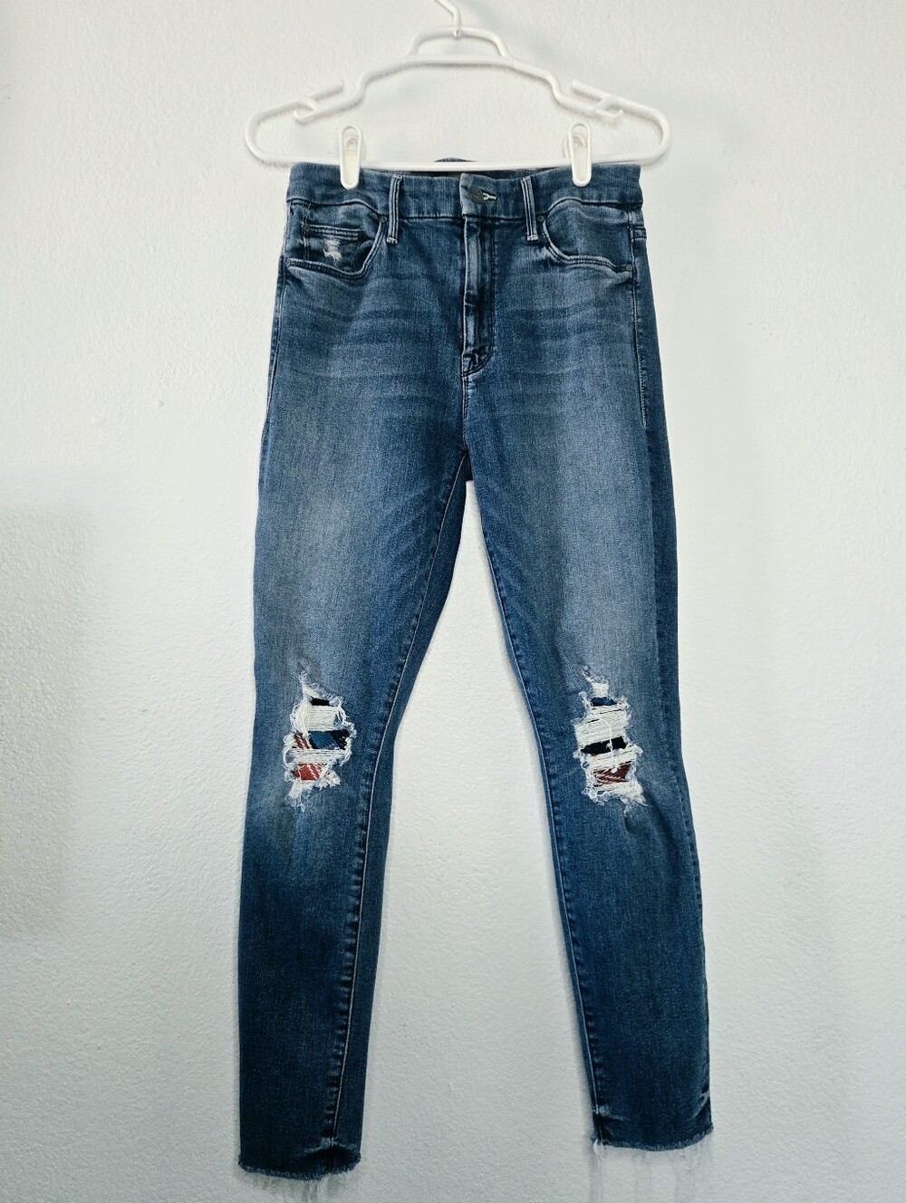 Mother High Waisted Looker Ankle Fray  Distressed Patched Knees sz 29
